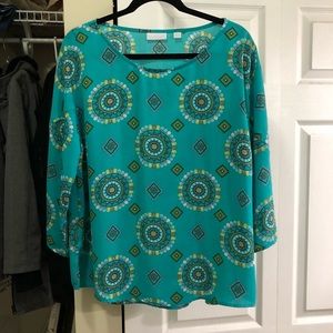 NY&Co gorgeous, flowy print blouse